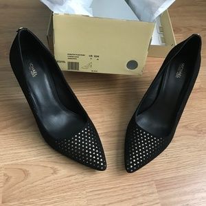 Michael Kors Black & Gold Pumps